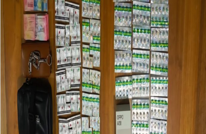 Pengedar OKA Ditangkap Dikediamannya, Sejumlah Barang Bukti Diamankan