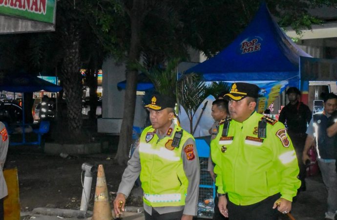 Rest Area 229B Jadi  Lokasi Tinjauan Kapolda Jabar Guna Pastikan Arus Balik Mudik Aman