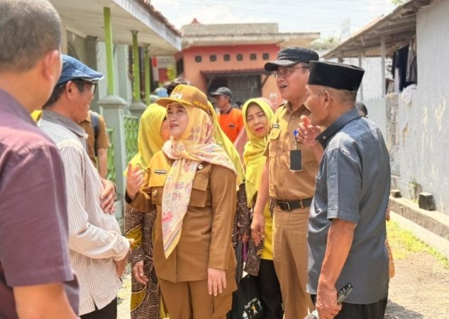 Wakil Walikota Farida Kunjungi RW12 Kalijaga, Serap Usulan Warga