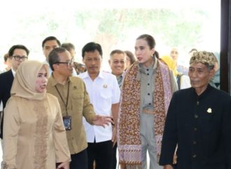 Menpar RI Putri Wardhana Didampingi Walkot Edo, Pastikan Destinasi Kota Cirebon Berkesan