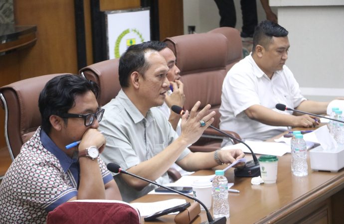 DPRD Kota Cirebon Perjuangkan Nasib PPPK Paruh Waktu, Pastikan Tidak Ada yang Dirumahkan