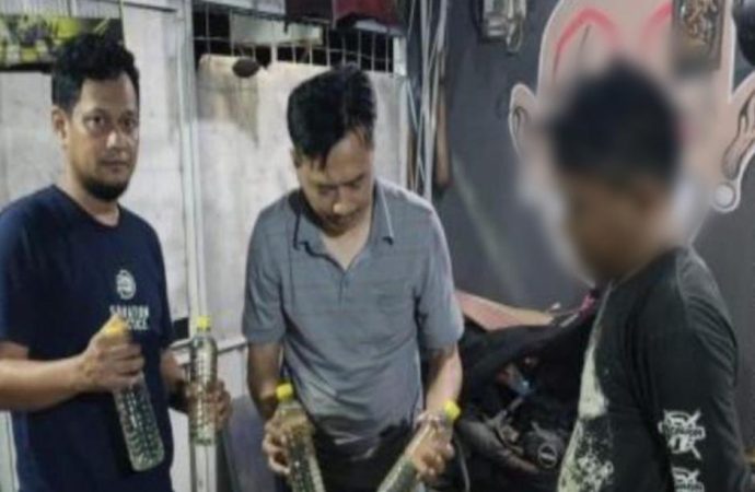 Polresta Cirebon Gencar Ops Pekat, Ratusan Botol Miras Disita