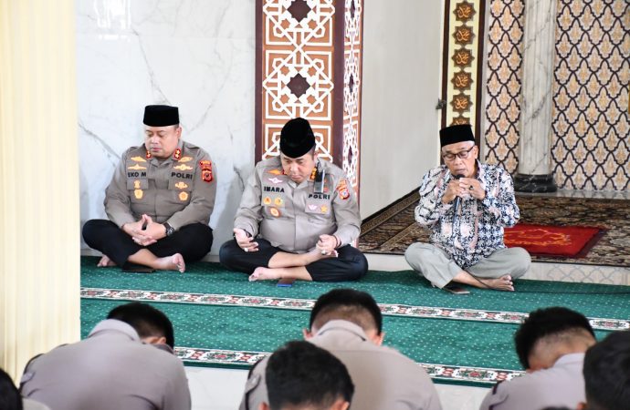 Demi May Day Damai, Polresta Cirebon Gelar Do’a Bersama