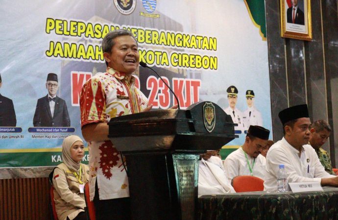 Kloter 23 KJT Dilepas Pemkot Cirebon, Jemaah Dihimbau Utamakan Rukun Haji