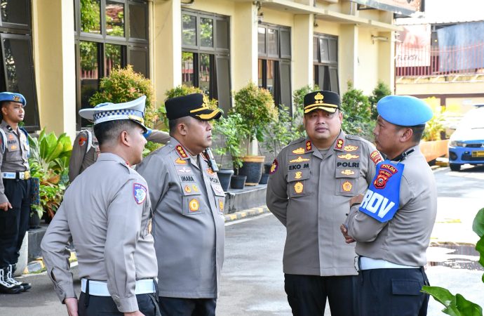 Sidak Disiplin dan Tes Urin Mendadak Digelar Polresta Cirebon – Polda Jabar