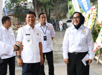 Pengukuhan Kadin, Wali Kota Cirebon  Tekankan Kolaborasi Kunci Pertumbuhan Ekonomi