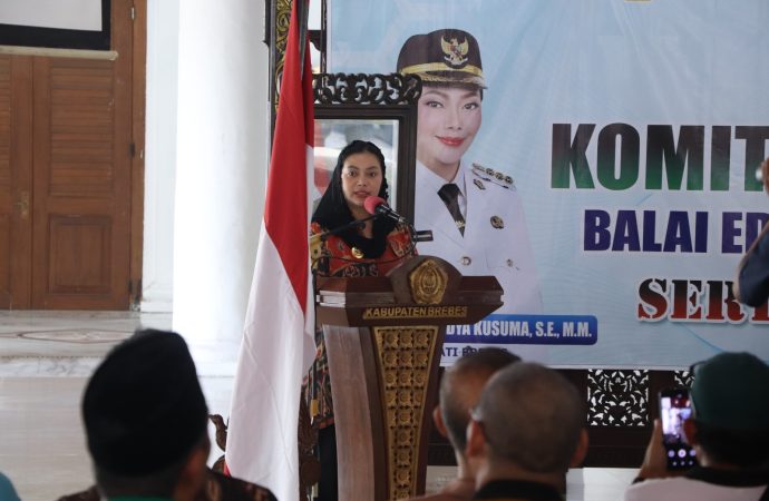 BESTIE dan Polisi Gerakkan Kesadaran Warga Brebes Peduli Sampah