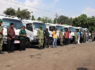 Kodim Brebes Lepas 10 Truk Koerasi Merah Putih Dukung Desa