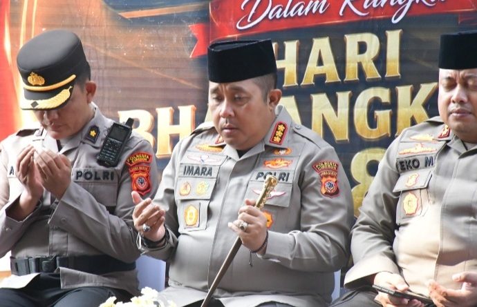Bakti Sosial HUT Bhayangkara, Polresta Cirebon Bagikan 600 Sembako