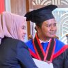 Ketua PWI Kota Cirebon Lulus Cumlaude dan Jadi Lulusan Terbaik Undip