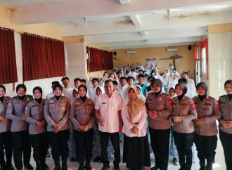 SMPN 6 Cirebon Dapat Edukasi Polwan Soal  Pencegahan Kekerasan Seksual