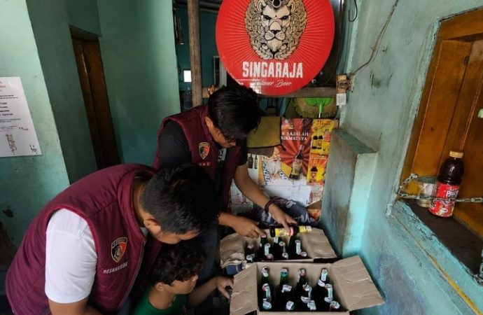 Polresta Cirebon Sita 647 Botol Ilegal