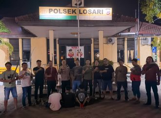 Tekab 852 Polresta Cirebon Bekuk Tiga Pelaku Pengeroyokan, Korban Dibacok dengan Celurit