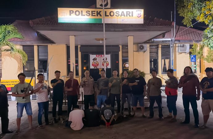 Tekab 852 Polresta Cirebon Bekuk Tiga Pelaku Pengeroyokan, Korban Dibacok dengan Celurit