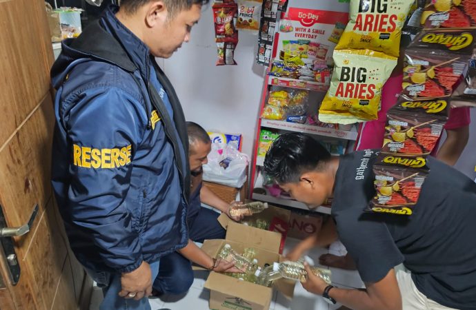 Polresta Cirebon Berantas OKT dan Miras, Tiga Pelaku Dibekuk dan 655 Botol Disita