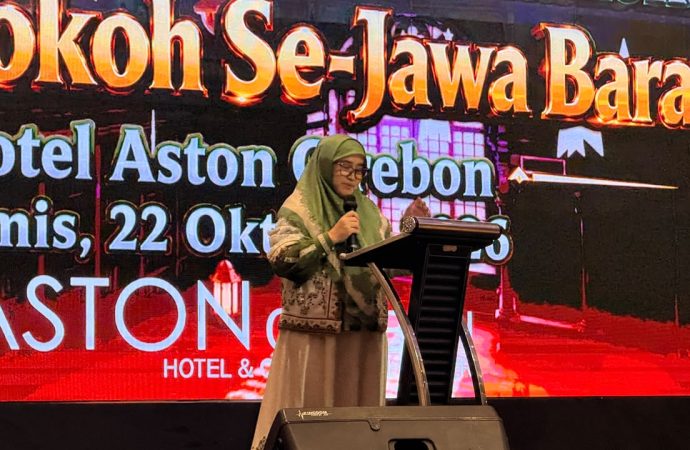 Wawalkot Cirebon Hadiri Perayaan Hari Santri dan Gus Award